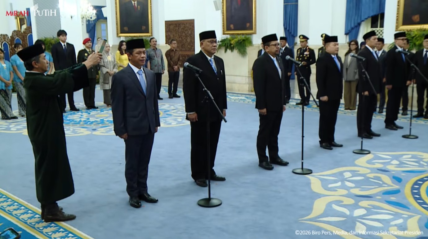 Ini Daftar Lengkap Reshuffle Kabinet Terbaru yang Dilantik Prabowo!